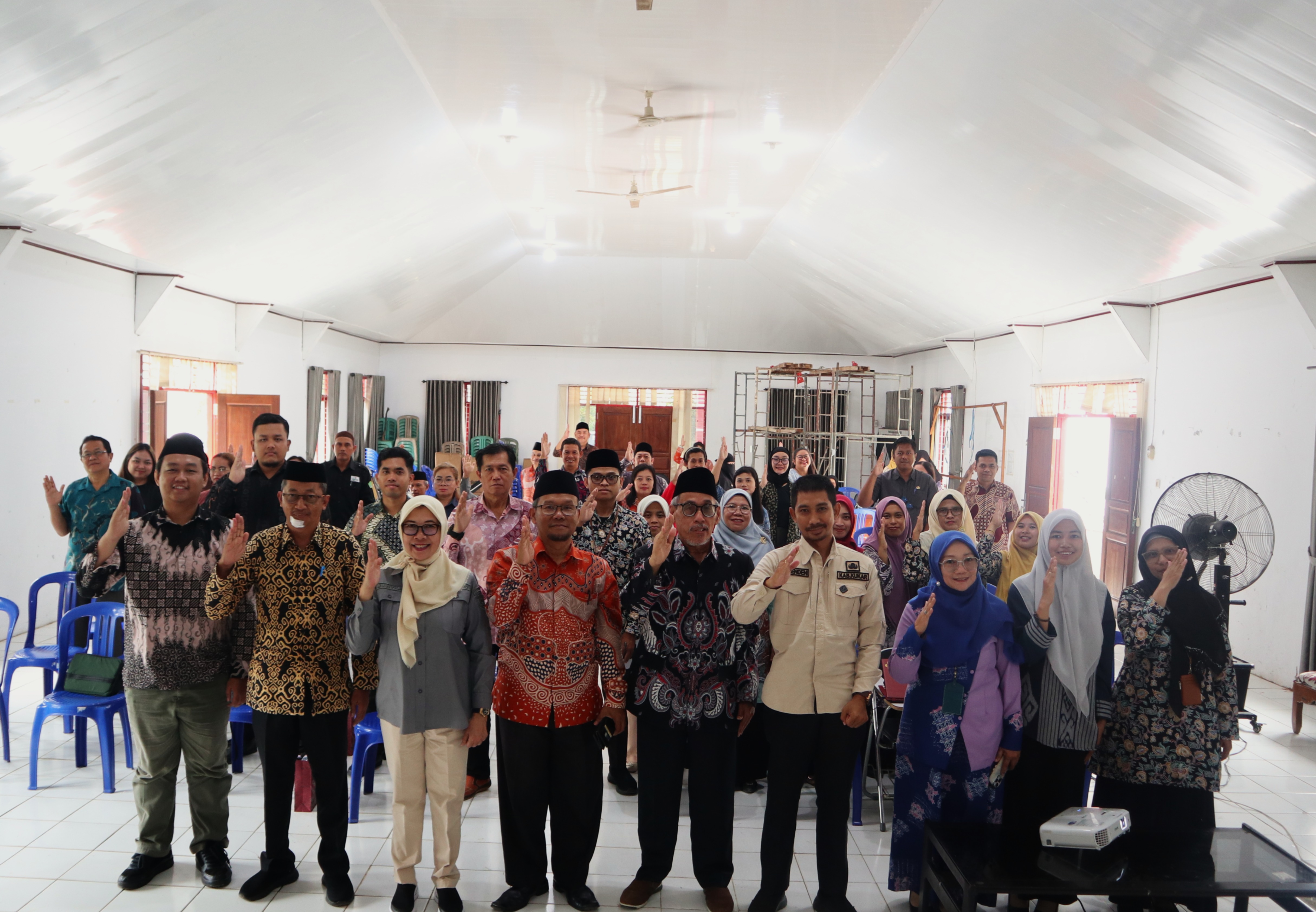 Pembinaan Kampung Moderasi di Kelurahan Jahab Dorong Penguatan Kerukunan Umat Beragama